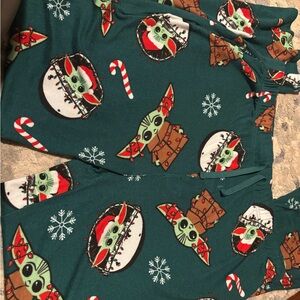 Baby yoda Christmas pajama pants #starwars #holiday #pjs